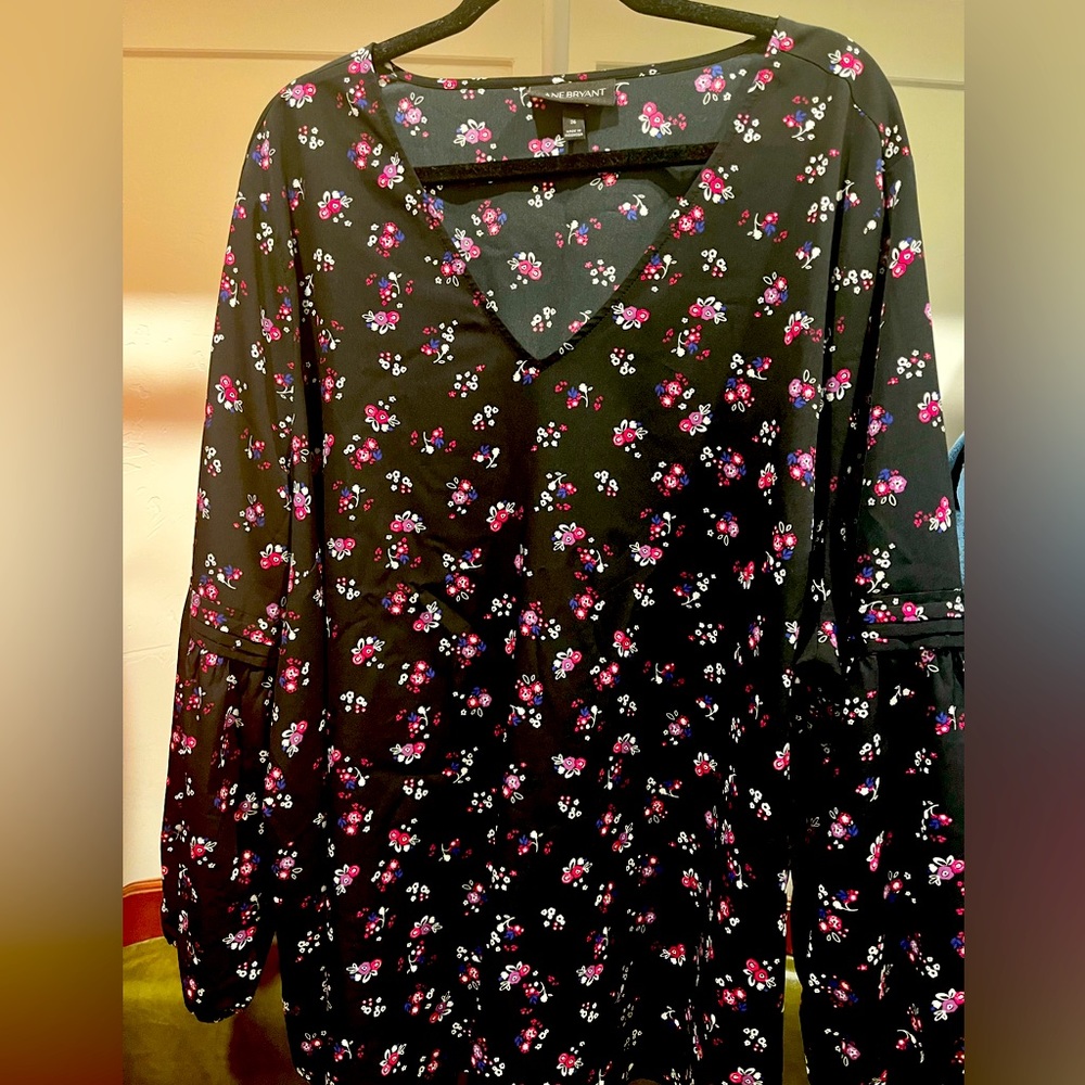 Lane Bryant Black pink and purple Blouse with ruffled sleeve detail